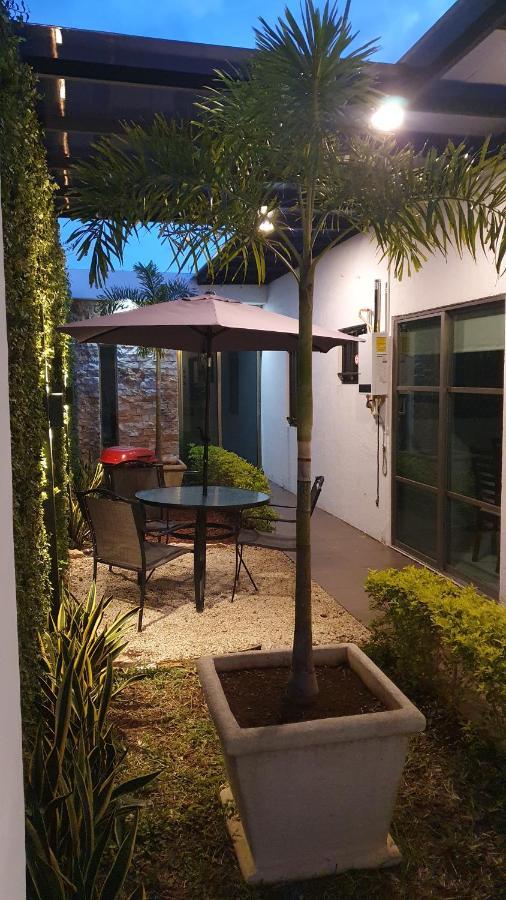 Casa Hector, con Jacuzzi, cerca del Foro GNP. Villa Mérida Exterior foto